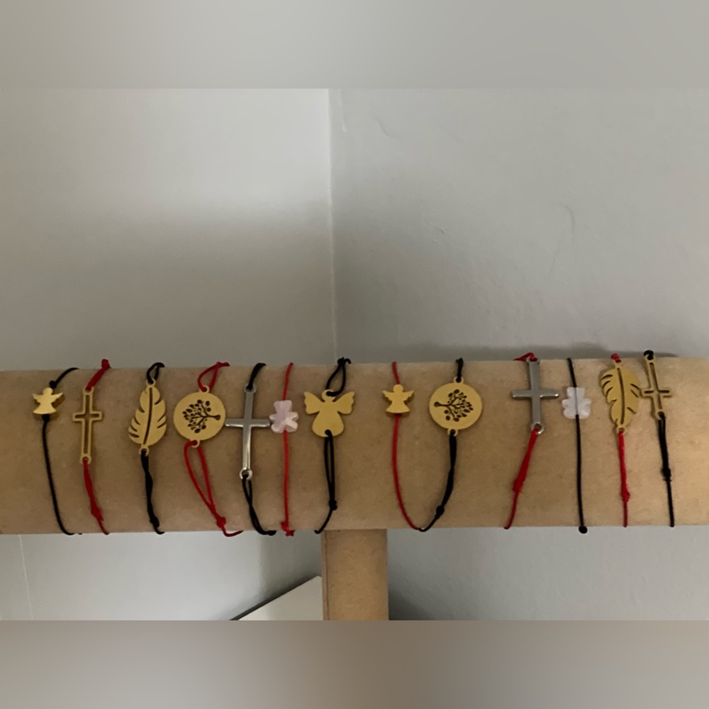 Charm bracelets - Picture 5 of 7